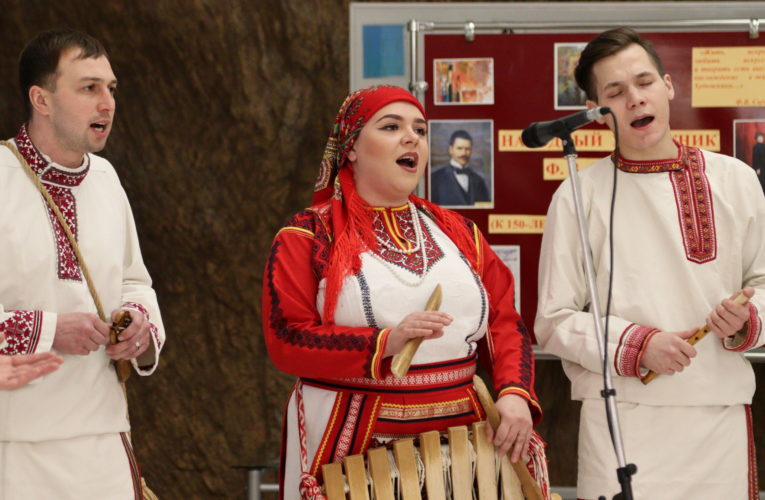 «Торама» выступила на открытии выставки «Ф.В. Сычков – “певец радости”»
