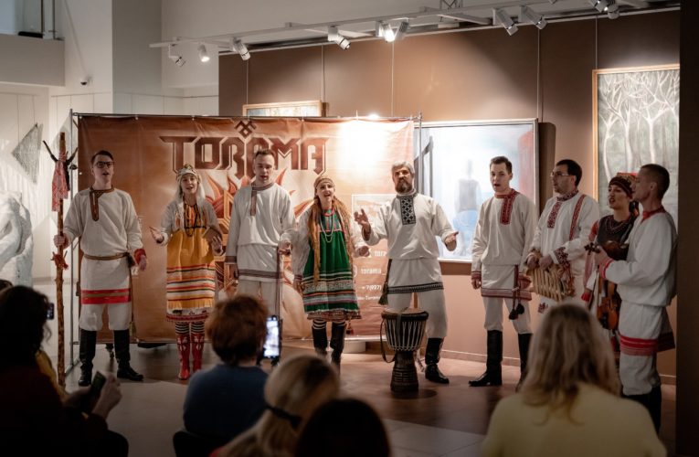 «Торама» выступила для гостей из Казани