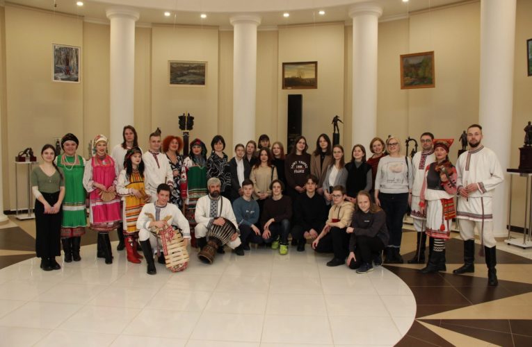 Выступление для учащихся гимназии-колледжа при Белорусской государственной академии музыки