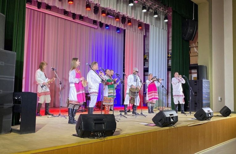 Фолк-группа «Торама» выступила для жителей Ардатовского района