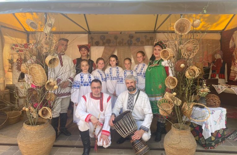 21 сентября ансамбль «Торама» выступит для молодежи Кочкуровского района.